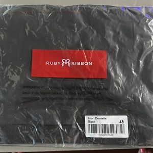 Ruby Ribbon Black sports demiette size 48